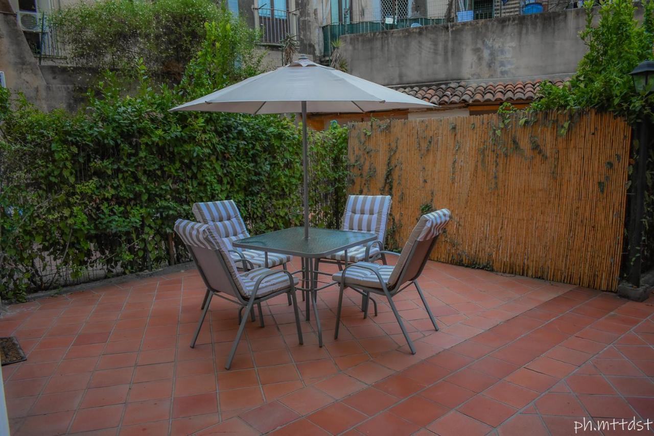 Palazzo Mannino Apartments Catania Exterior photo